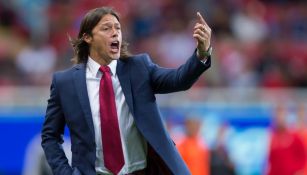 Matías Almeyda durante un juego de Chivas