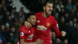 Zlatan Ibrahimovic festeja un gol durante un partido del Manchester United