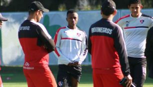 Clifford Aboagye, durante su primer practica con el equipo Rojinegro