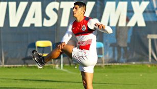 Pulido, en un entrenamiento de Chivas