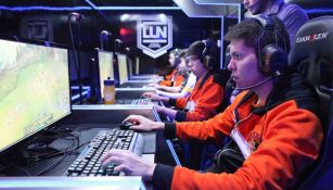 Los jugadores de Lyon Gaming durante su partido contra Predators