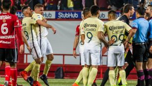 Aguilar agrede a Hernández en partido de Copa