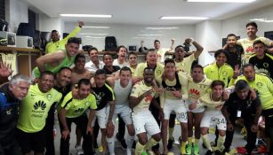 Plantilla del América, feliz tras conquistar el Clásico Capitalino