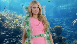 Paris Hilton promocionando su invento