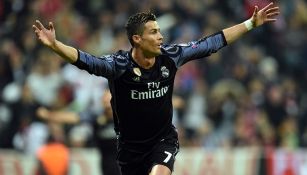 Cristiano Ronaldo festeja uno de sus goles contra Bayern