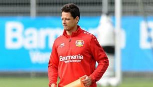 Javier Hernández, durante un entrenamiento con el Leverkusen