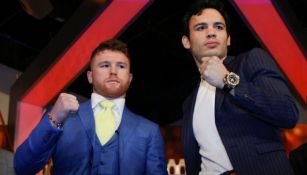 'Canelo' Álvarez y Julio César Chávez Jr., en la presentación de su pelea