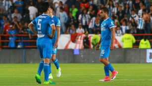 Jugadores de Cruz Azul se lamentan tras el empate con Tuzos