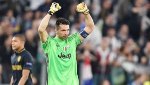 Buffon celebran la victoria de la Juventus 