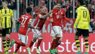 Javi Martínez celebra una anotación con el Dortmund 