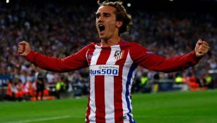 Griezmann celebra una anotación en el Vicente Calderón 