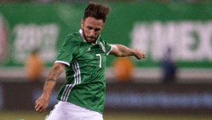 Miguel Layún, en un entrenamiento del Tri