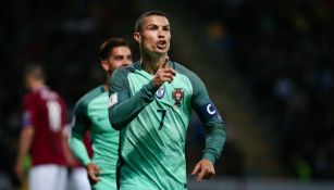 Cristiano Ronaldo festeja un gol con la selección de Portugal