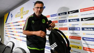 Juan Carlos Osorio después de una conferencia de prensa