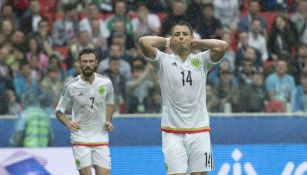 Javier Hernández durante un partido de México en la Copa Confederaciones