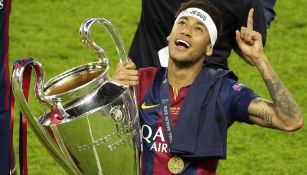 Neymar celebra la obtención de la Champions con el Barcelona