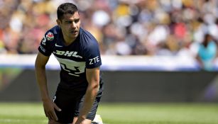 Gerardo Alcoba en un partido de Pumas