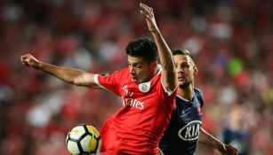 Raúl Jiménez, en el juego entre Benfica y Belenenses