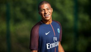 Mbappé porta la camiseta del PSG