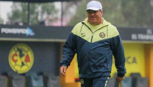 Miguel Herrera, durante un entrenamiento con América 