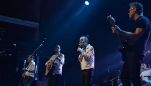 Café Tacvba, durante un concierto