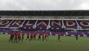 La Selección de Estados Unidos entena en la cancha de Orlando