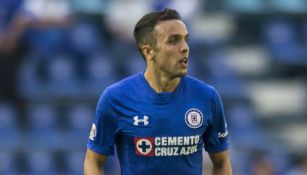 Omar Mendoza, durante un partido del Cruz Azul 