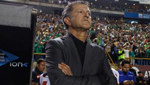 Juan Carlos Osorio, durante un juego con México