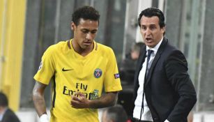 Neymar y Unai Emery en un partido de Champions 