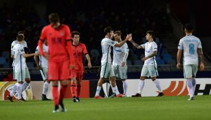 Aleksander Erokhin celebra luego de anotar contra la Real Sociedad