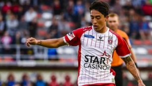 Omar Govea, en un juego del Royal Excel Mouscron