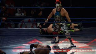 Psycho Clown festeja triunfo en el Gimnasio Juan de la Barrera