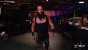 Strowman en camino hacia el ring