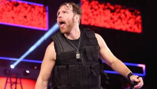 Dean Ambrose, antes de ingresar al ring con The Shield