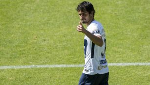 Arribas saluda a la afición en partido previo al C2018