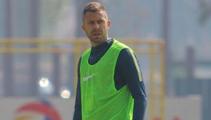 Ménez en un entrenamiento del América 