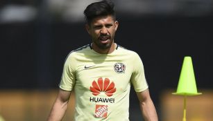 Oribe Peralta, durante el entrenamiento con el América