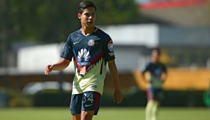 Diego Lainez en un juego con la Sub 20 del América