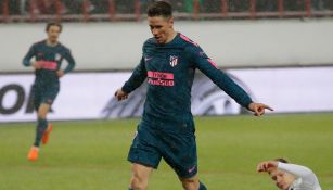 Fernando Torres celebra su gol con el Atlético de Madrid