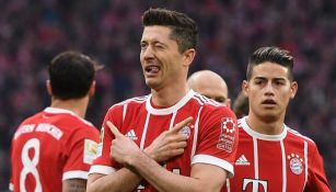 Robert Lewandowski festeja un gol con el Bayern