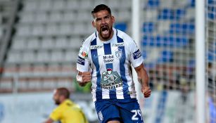 Franco Jara celebra un gol en el Clausura 2018