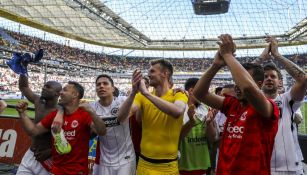 Eintracht Frankfurt  celebra la victoria 