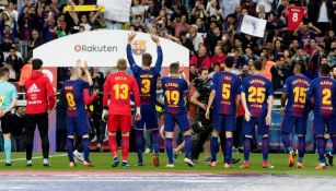 Jugadores del Barcelona rinden homenaje a sus madres