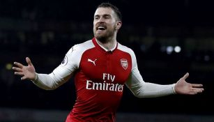 Aaron Ramsey celebra un gol con el Arsenal