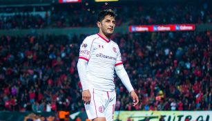 Ángel Reyna en un partido con Toluca