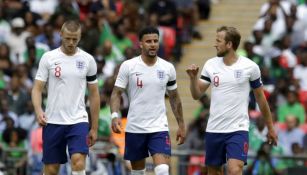 Harry Kane, Kyle Walker y Eric Dier, en el juego vs Nigeria