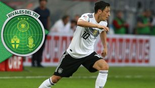 Özil en un partido de Alemania 