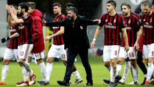 Milan festeja triunfo en Europa League