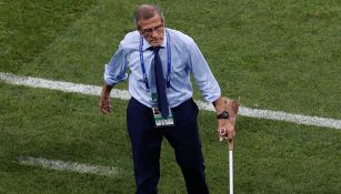 Tabárez, durante el juego entre Uruguay y Portugal