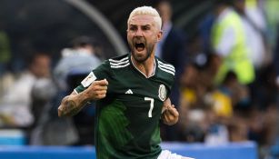 Layún reclama una acción en el duelo de Octavos contra Brasil